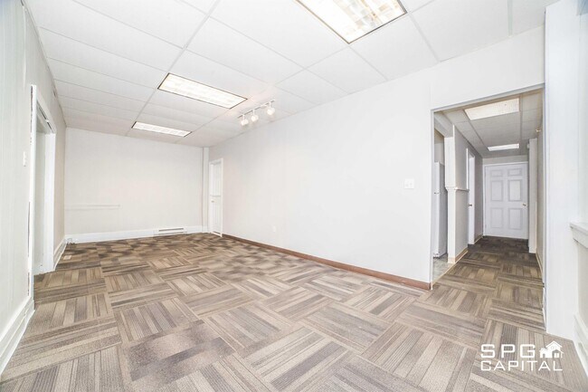Foto del edificio - 225-237 E King St