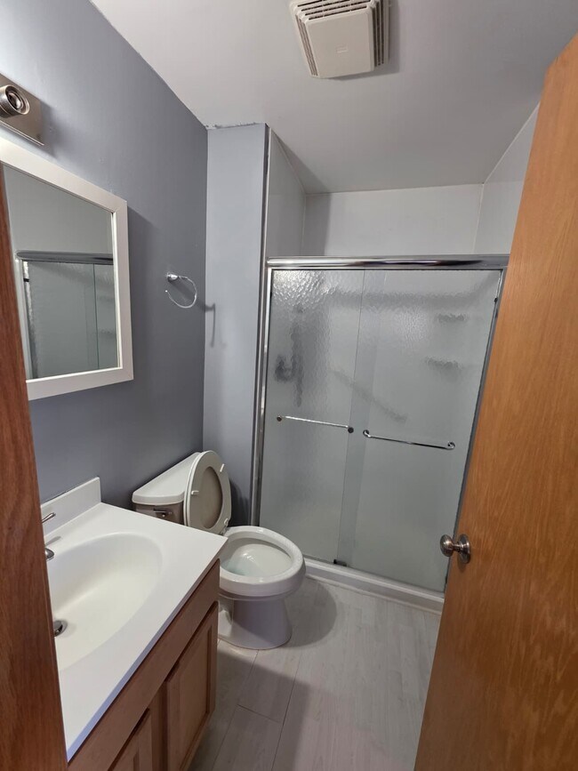 Foto del edificio - 301 Pembridge Ln