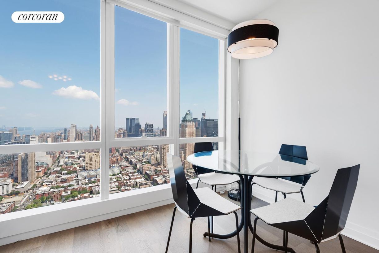 Primary Photo - 460 W 42nd St