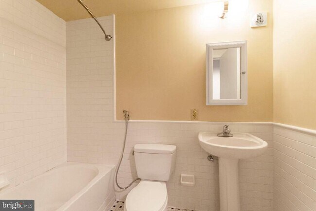 Foto del edificio - 412 S 13th St