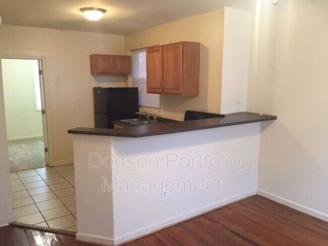 Foto del edificio - 710 Kinney St