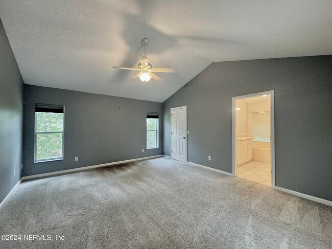 Foto del edificio - 1817 Hopkins Creek Ln