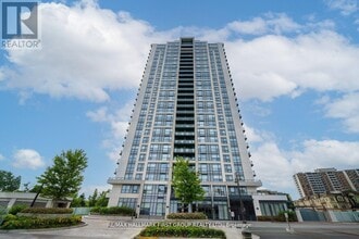 Building Photo - 1255 Bayly St