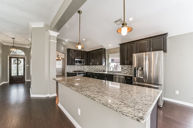 Foto del edificio - 4822 Big Cedar Cir