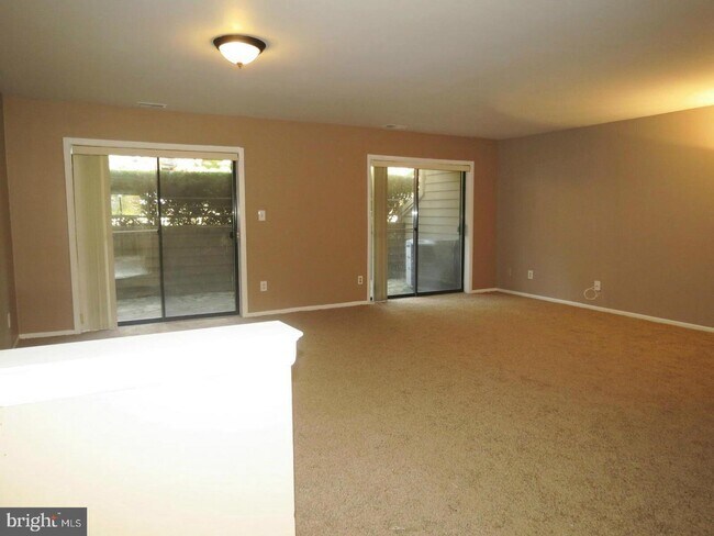 Building Photo - 6907 Jones View Dr