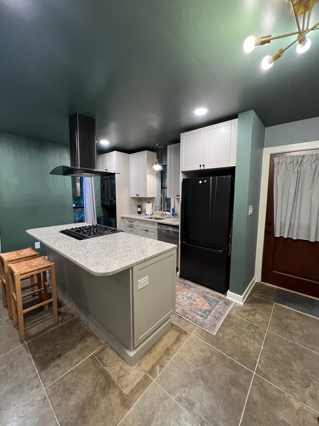 kitchen - 130 E Longview St