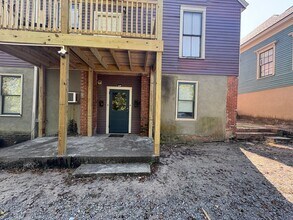 Building Photo - 1087 Walnut St