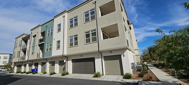 Foto del edificio - 26958 W Sandbar Willow Pl