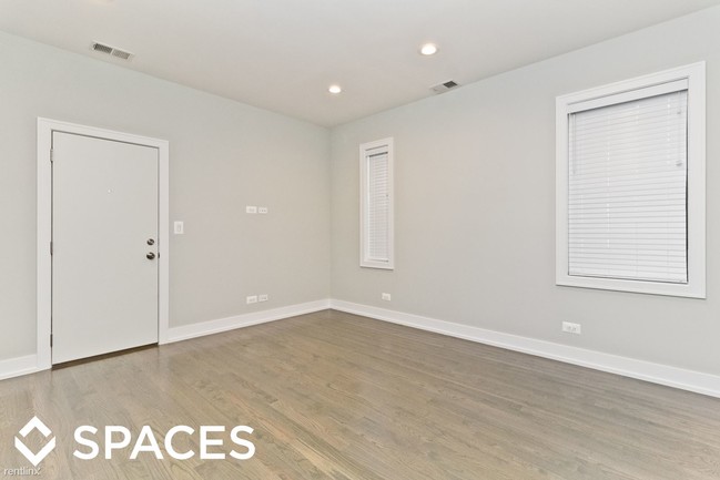 Foto del edificio - 3350 N Kenmore Ave