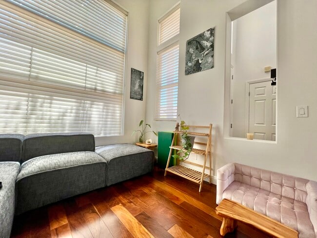 Building Photo - 26601 Country Creek Ln