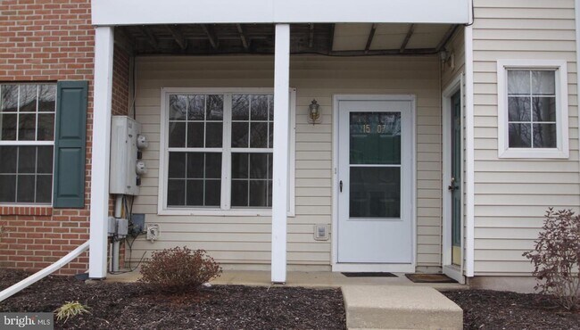 Building Photo - 1507 Rosewood Ct
