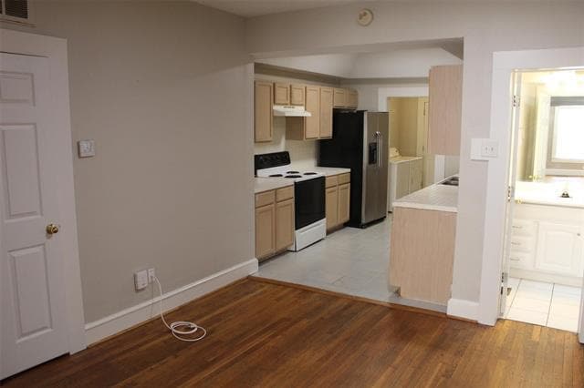 Building Photo - 5321 Reiger Ave