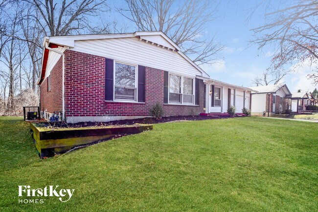 Building Photo - 3250 Churchill Dr