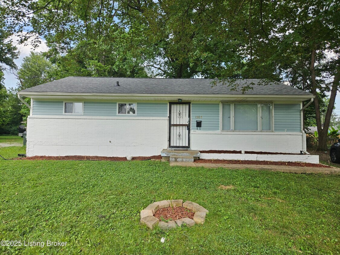 Foto principal - 1203 Stonewall Way