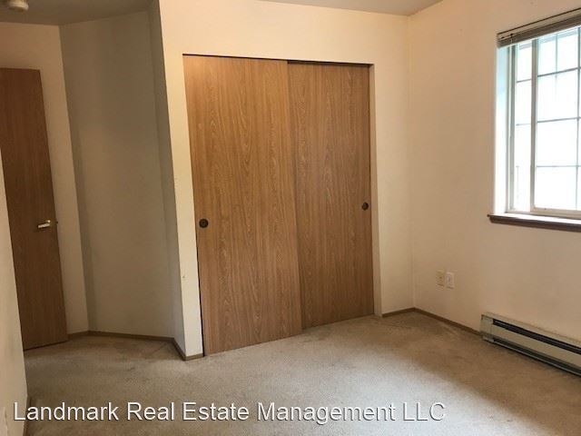 Building Photo - 3206 W Maplewood Ave