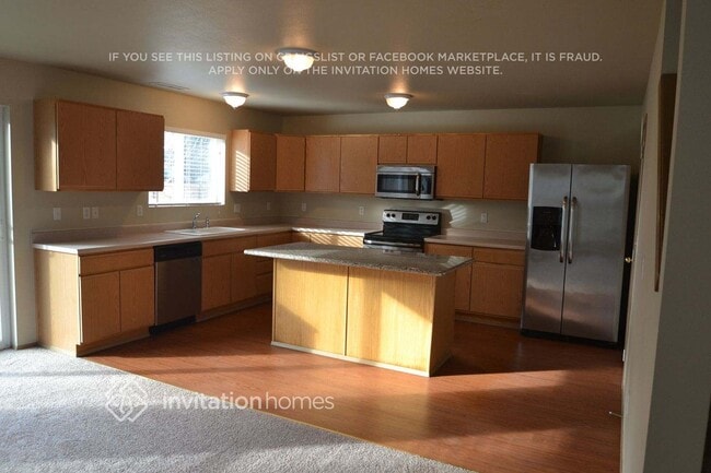Building Photo - 9502 187 St Ct E