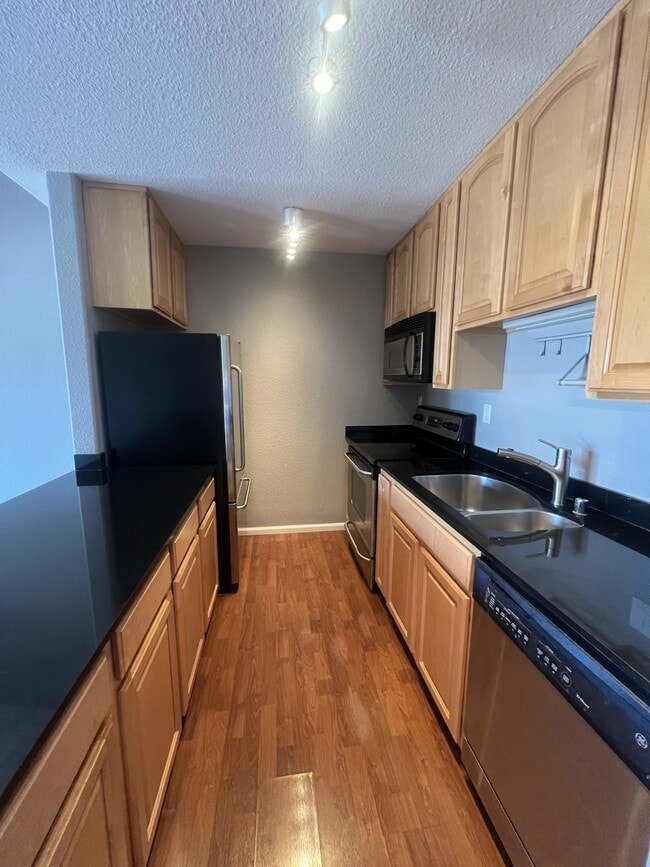 Photo - 155 Sharene Ln Townhome