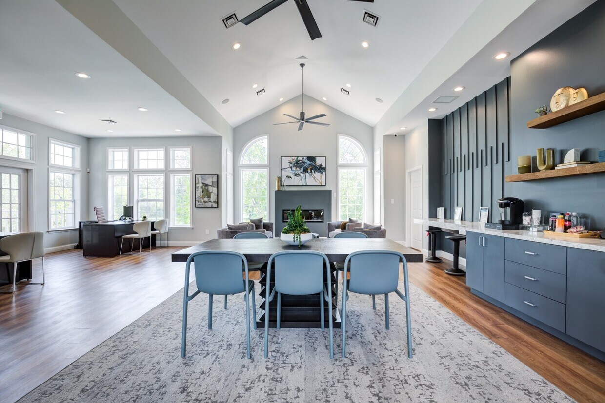 Foto principal - The Village of Churchills Choice