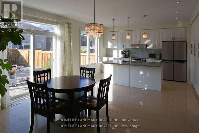 Photo du bâtiment - 18 Wandering Glider Trail