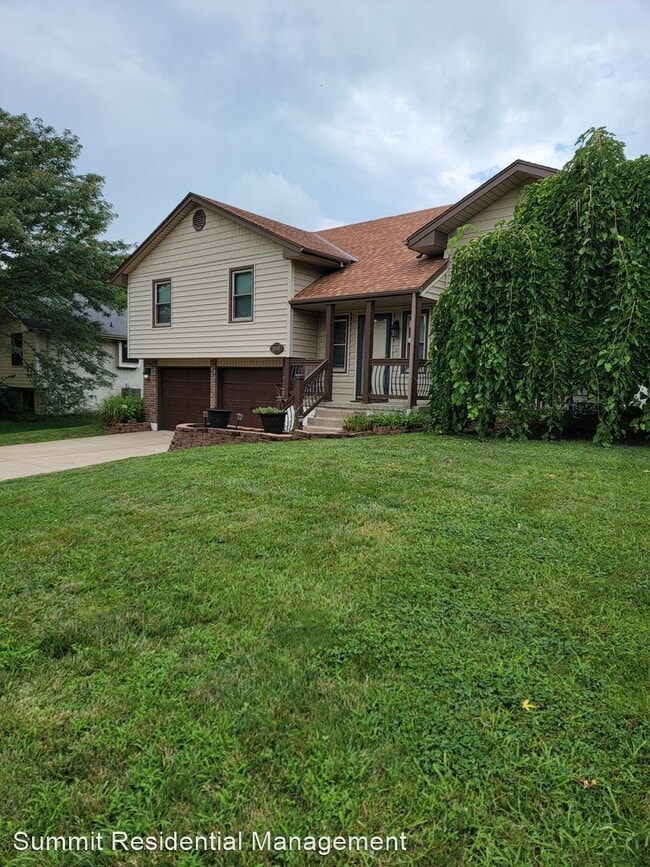Building Photo - 3 br, 2.5 bath House - 18500 E Arrowhead L...