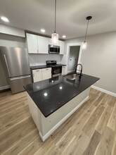 Building Photo - 1394-1396 S Ohio Ave