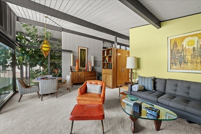 Building Photo - Woodland Hills Mid-Century Modern Retreat