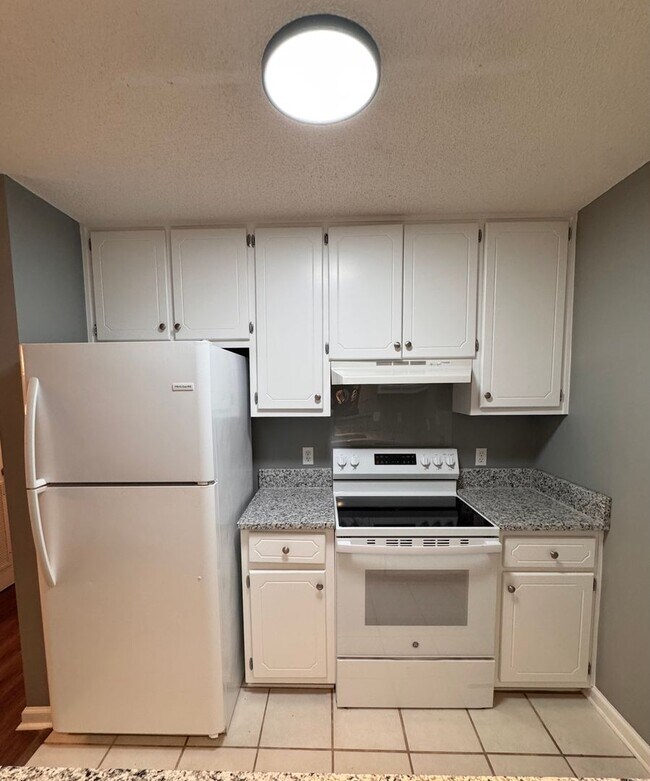 Building Photo - Available Now -110 Commons Drive