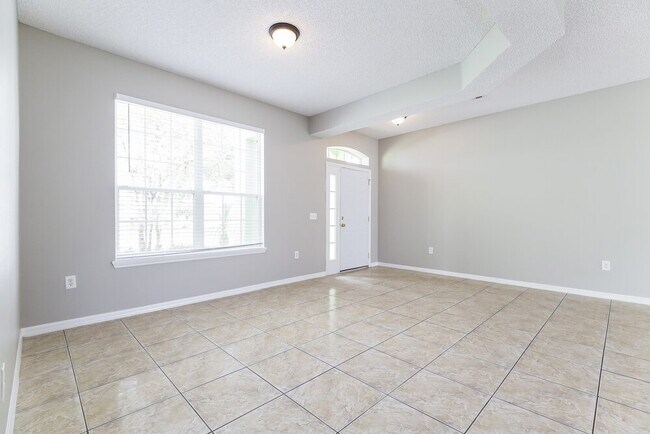 Foto del edificio - 2863 Berkshire Cir