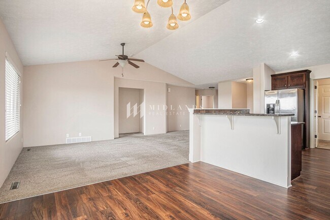 Foto del edificio - Ranch Townhome in Shadow View