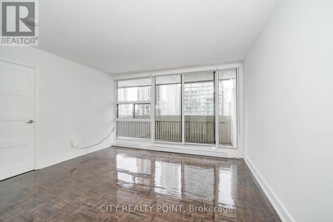 Photo du bâtiment - 33 Isabella St