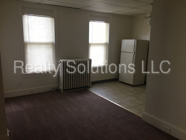 Building Photo - 1000 Cinnaminson Ave
