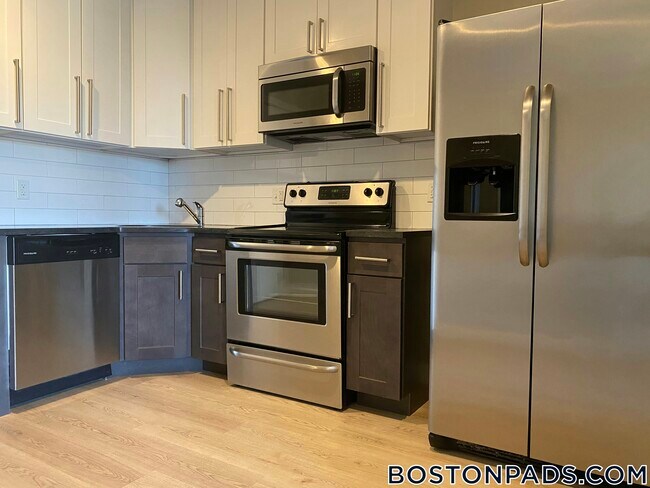 Foto del edificio - 35 S Huntington Ave