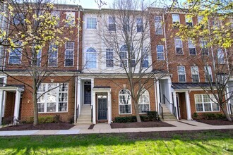 Building Photo - 42252 Black Rock Terrace