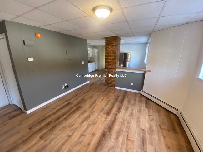 Foto del edificio - 46 Almont St