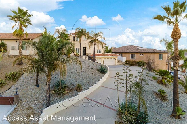 Building Photo - 4 br, 3 bath House - 29886 Mayflower Drive