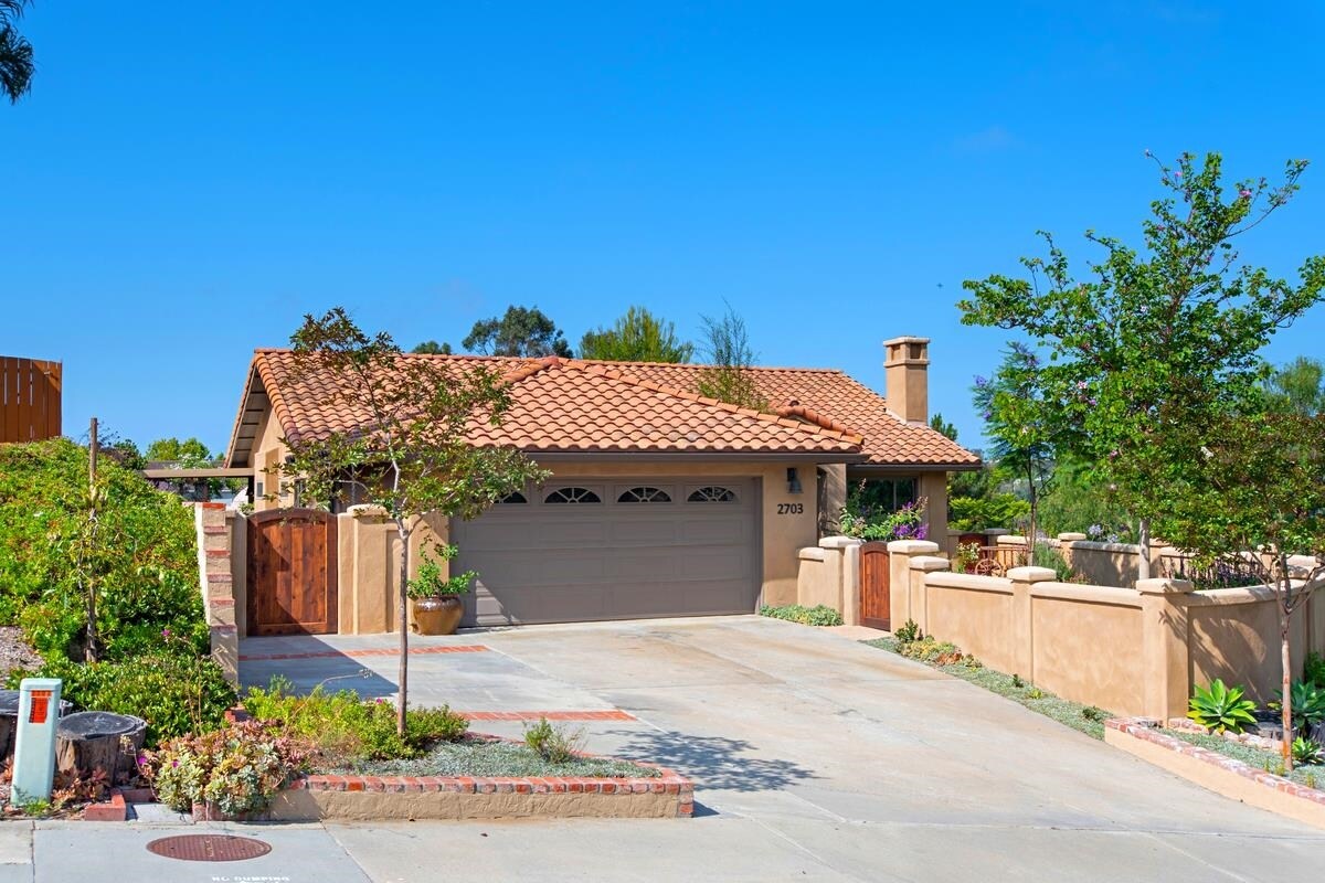 Primary Photo - 2703 Tiburon Ave