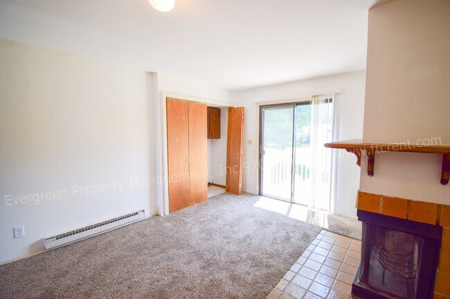 Foto del edificio - 1624 E Pitkin St