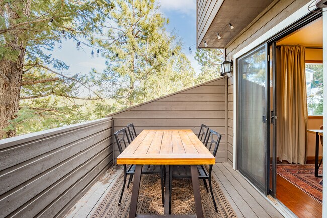 Patio off dining room - 29983 Fir Dr