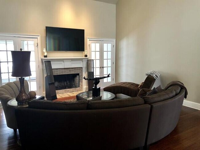 Foto del edificio - 3514 Greystone Circle, Atlanta, GA, 30341