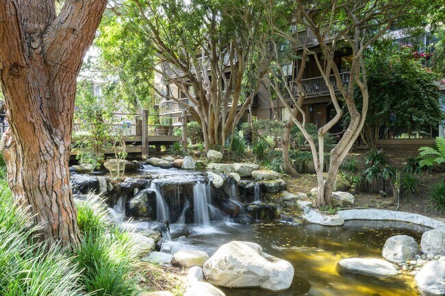 Foto del edificio - Mariners Village