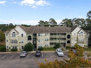 Building Photo - 962 Stewarts Creek Dr