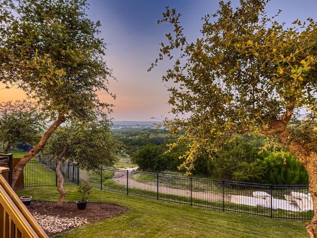 Building Photo - 240 Townes Ct