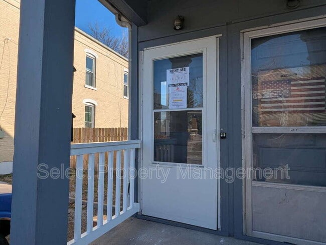 Building Photo - 1235 Stophlet St