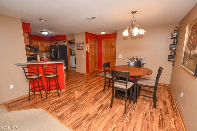 Building Photo - 2 br, 2 bath Condo - 520 Windstone Drive 112