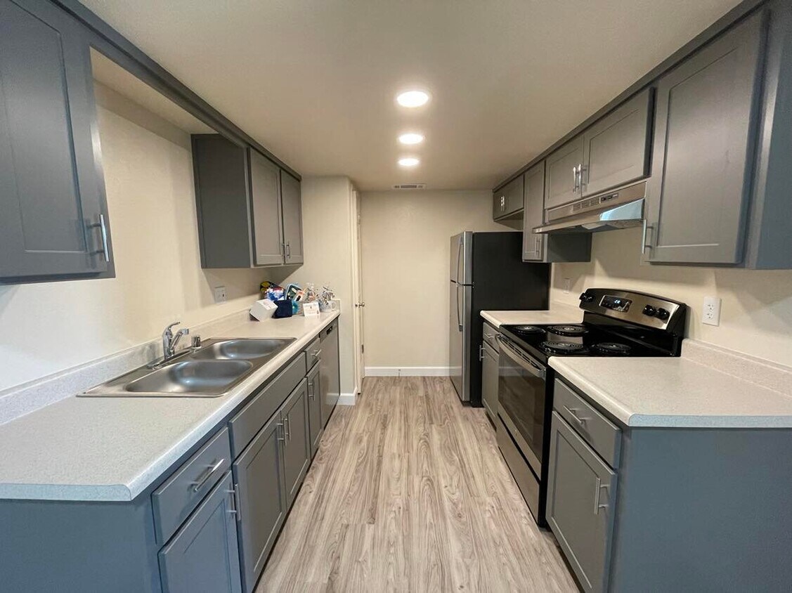 Homes For Rent In Delano Ca 93215 Homes Com