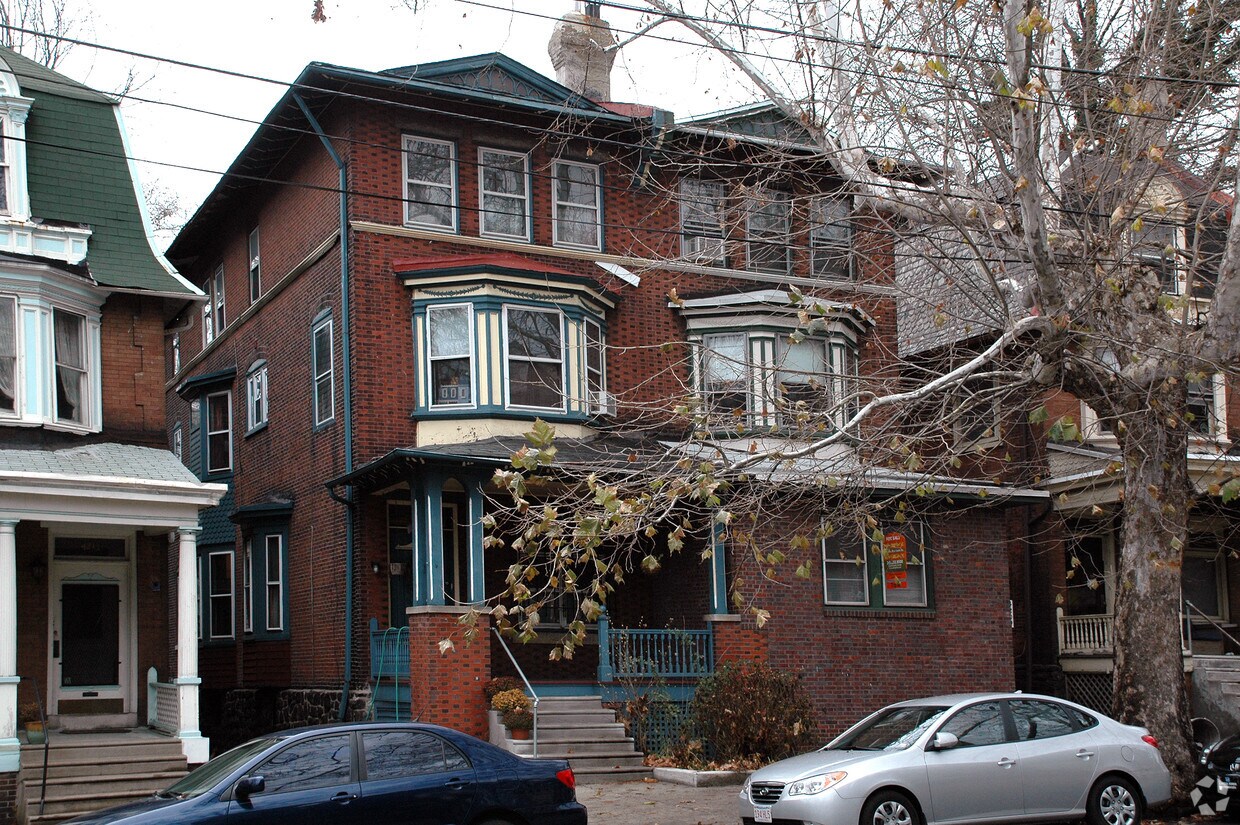 Building Photo - 4209 Baltimore Ave