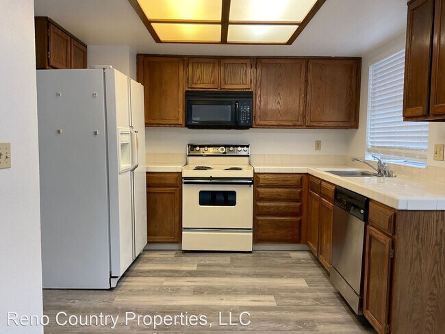 Building Photo - 2 br, 2.5 bath House - 4360 Perro Lane