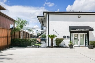Building Photo - 2919 Wentworth St