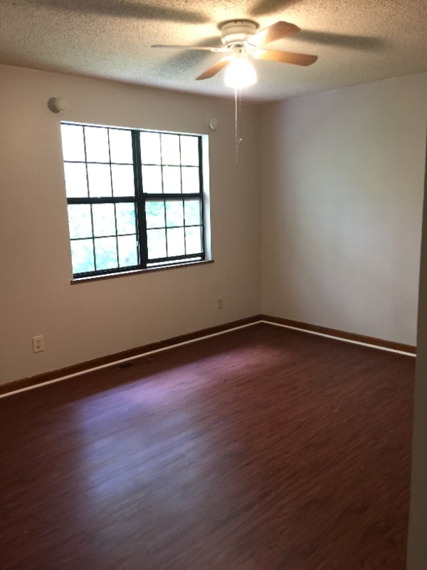 Building Photo - 75 Ezzard St