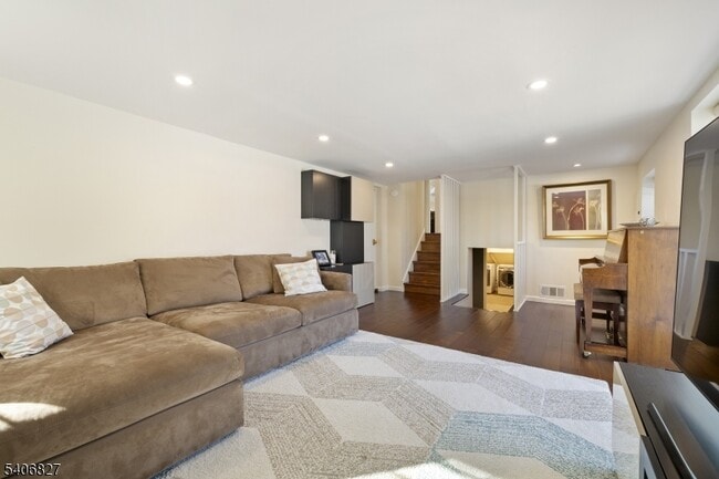 Foto del edificio - 23 Victor Ave